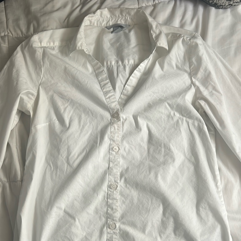 H&M button up top